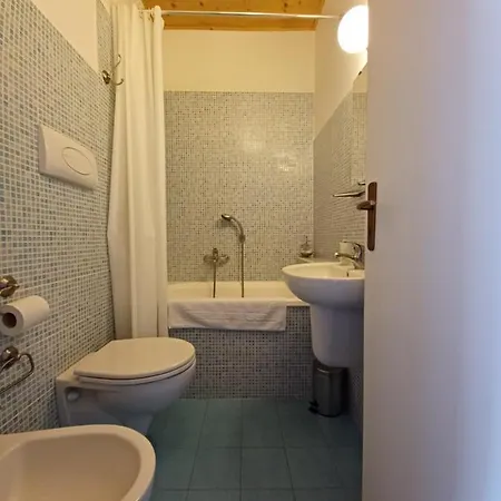 Alloggio Ronca Battista 3*